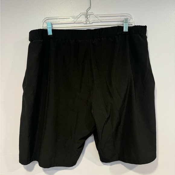 Zyia Black basketball style shorts - Picture 4 of 4